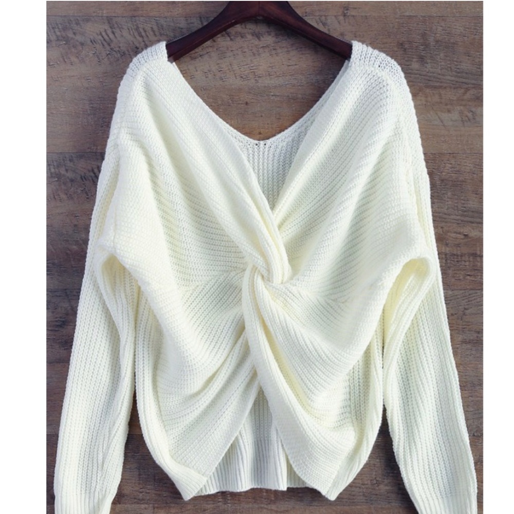 Pink Lily Warm white chunky knit sweater in med